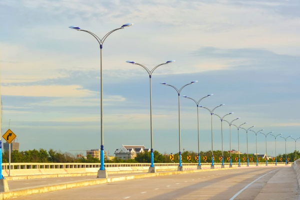 Street Light Pole Manufacturers in Chakan